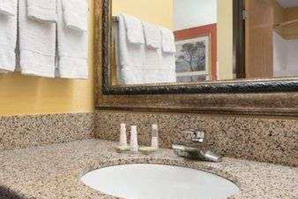 BAYMONT SUITES SPRINGFIELD (Springfield)